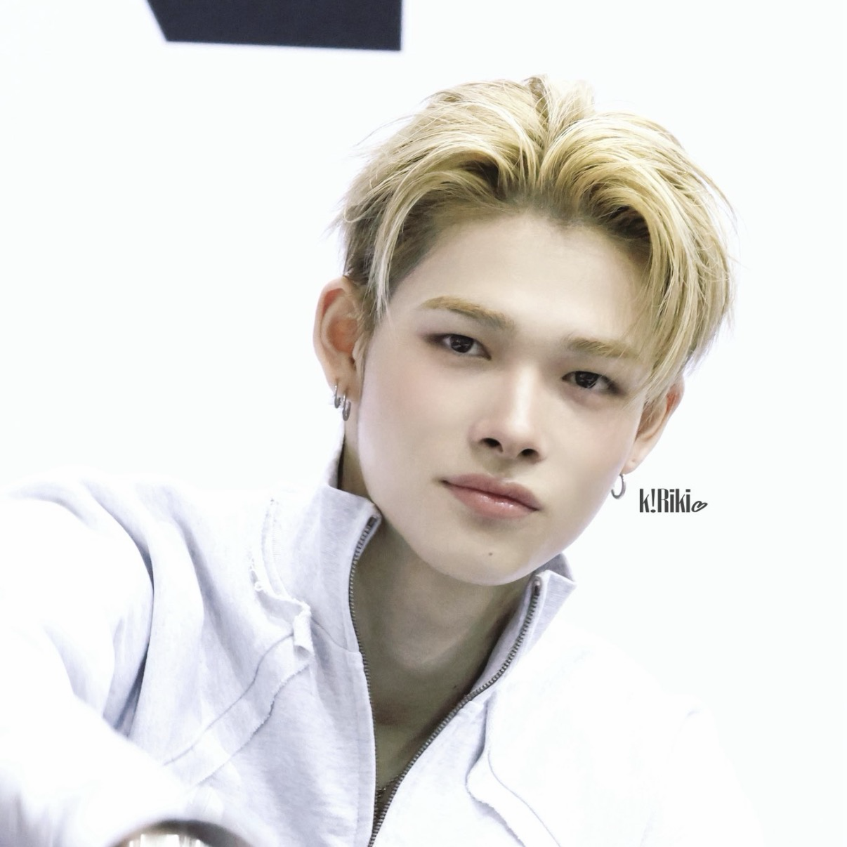 Foto terbaru NI-KI (ENHYPEN)