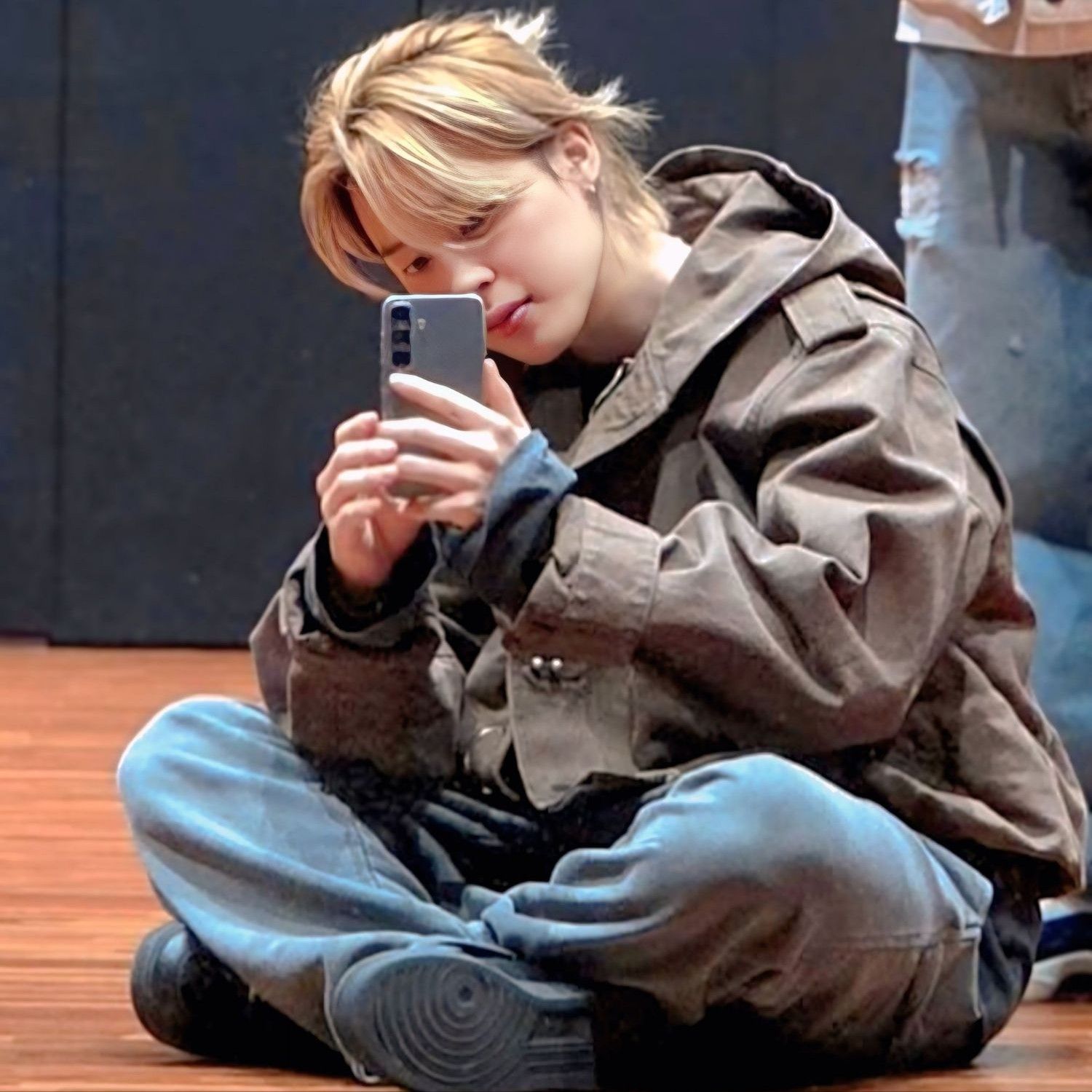 Potret di balik layar Zayyan (XODIAC)