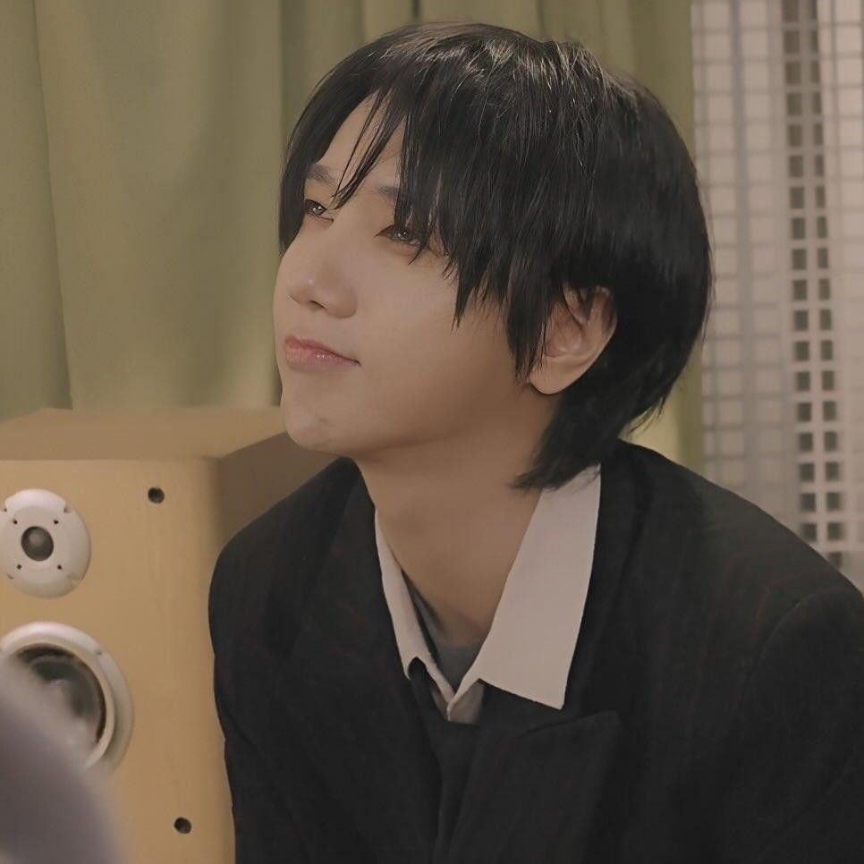 Behind-the-scenes cut of Yesung (Super Junior)