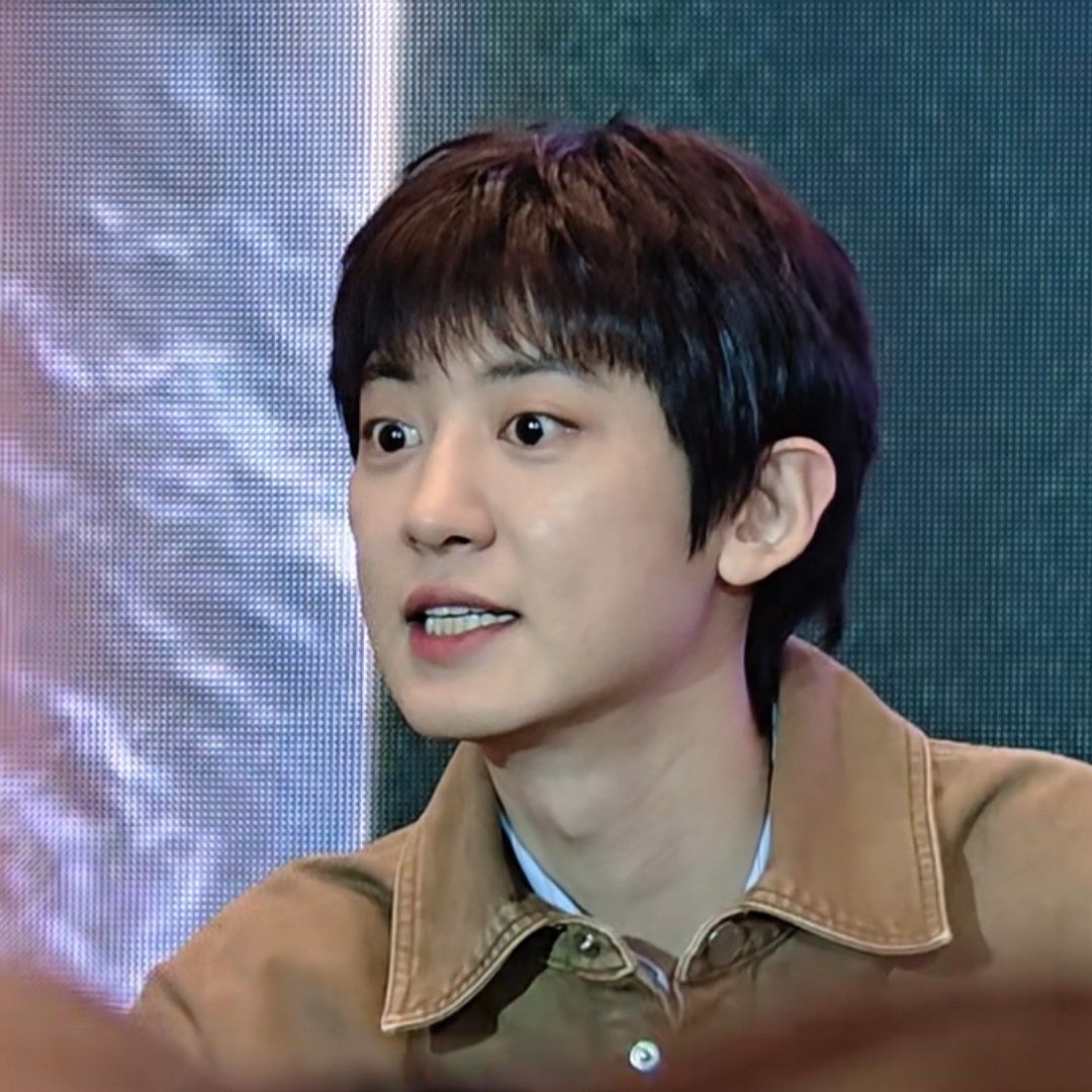 Foto terbaru Chanyeol (EXO)