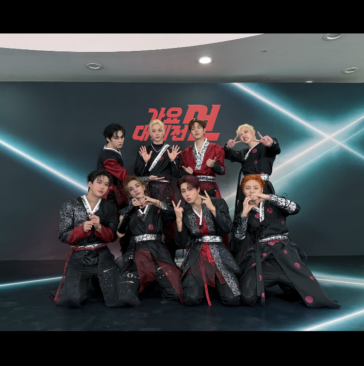 Behind-the-scenes cut of Stray Kids