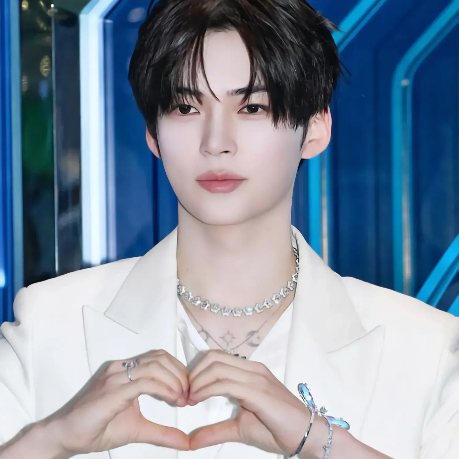 A moment captured by Sung Hanbin (ZEROBASEONE)'s fan