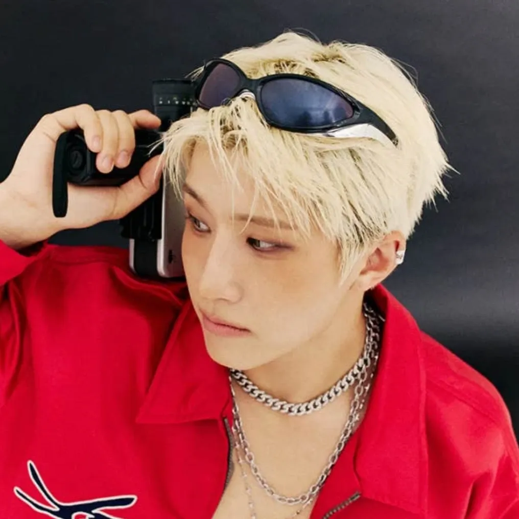 Latest photo of Jinjin (ASTRO)