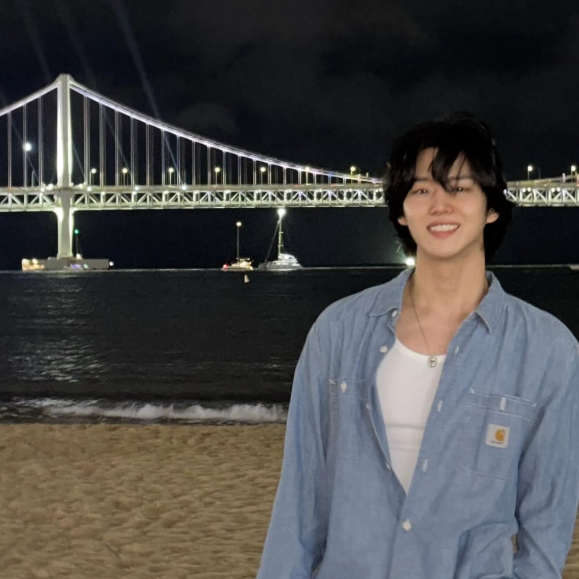 Latest photo of Hongseok (PENTAGON)