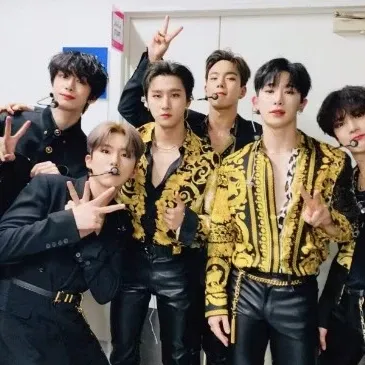Momen yang diabadikan oleh penggemar MONSTA X