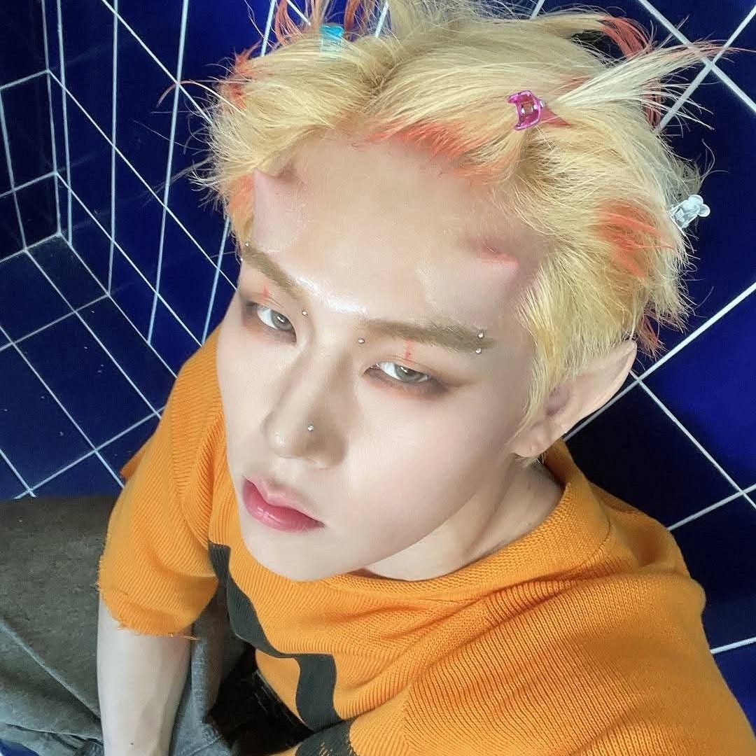 Momen yang diabadikan oleh penggemar MONSTA X