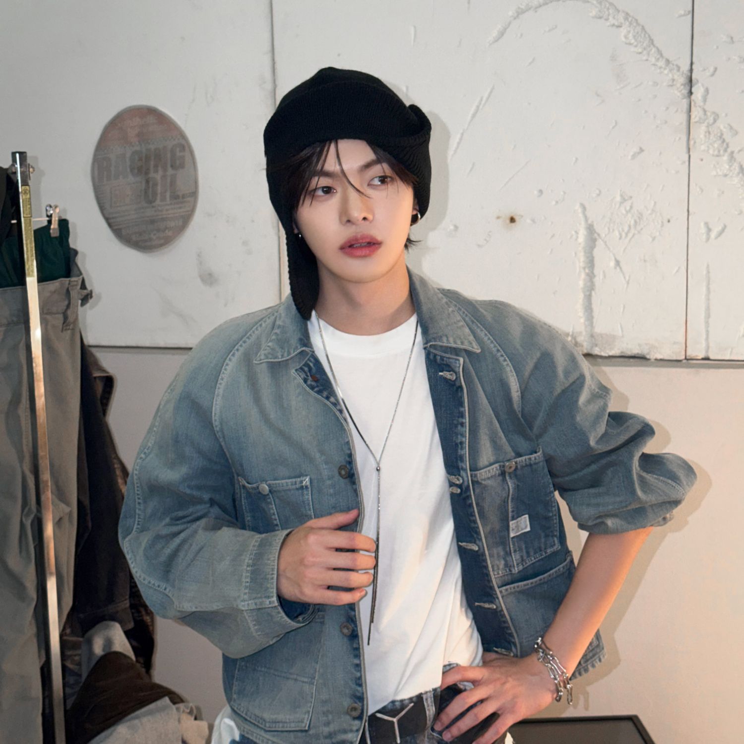 A moment captured by Lee Leo (ALPHA DRIVE ONE)'s fan