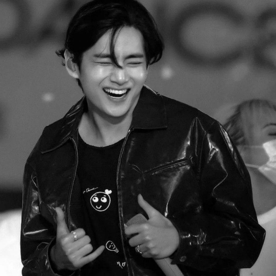 Foto terbaru V (BTS)