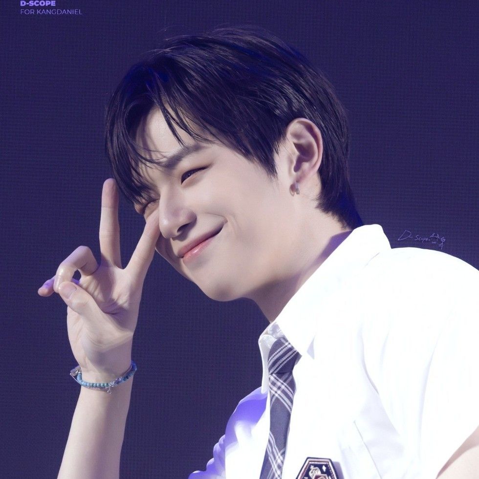 강다니엘 최근 활동샷