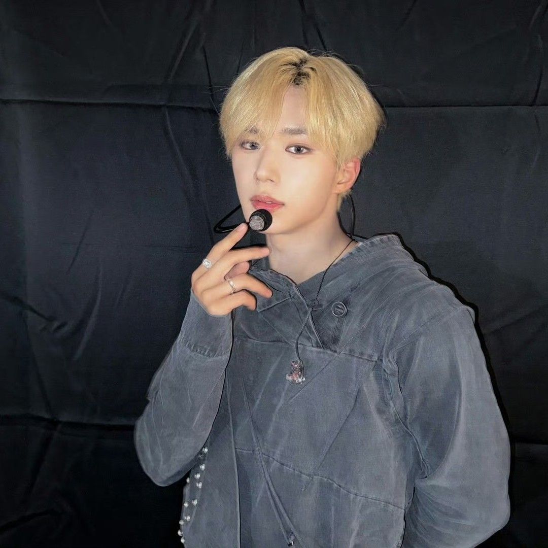 Latest photo of Kim Junseo (ALPHA DRIVE ONE)