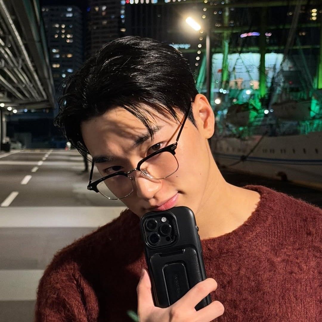 崔傘 (ATEEZ)的最新照片