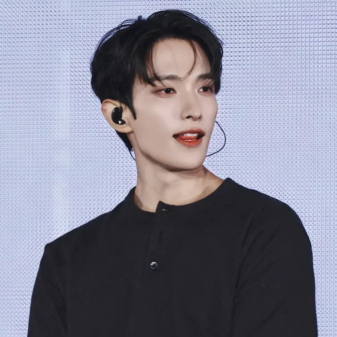 DK (SEVENTEEN)的幕後花絮