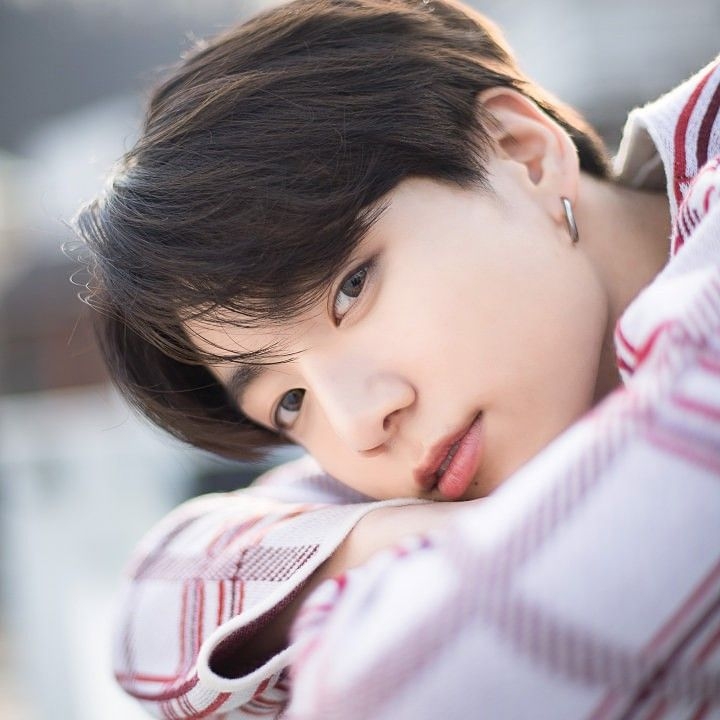 Momen yang diabadikan oleh penggemar Jungkook (BTS)