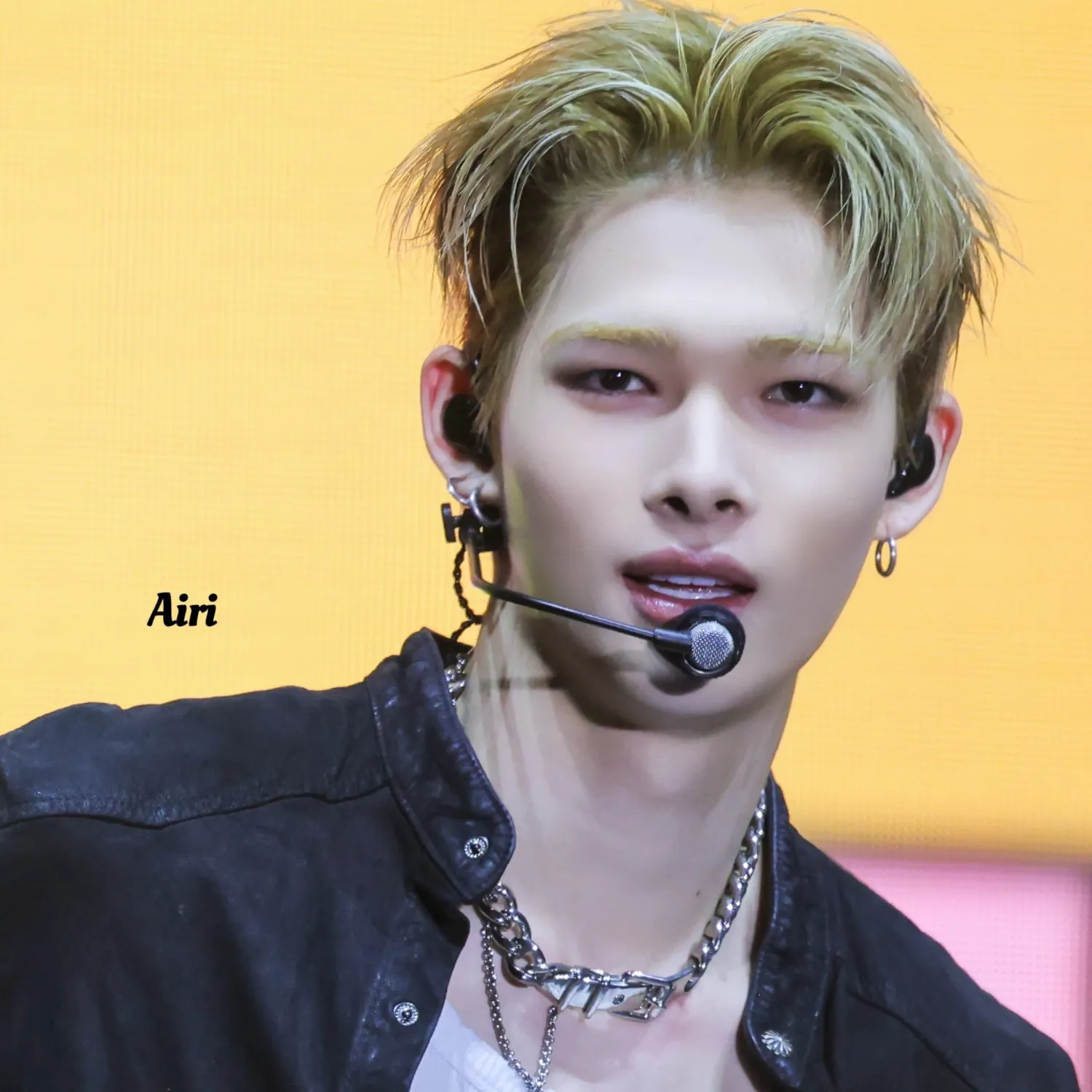 Foto aktivitas terbaru NI-KI (ENHYPEN)