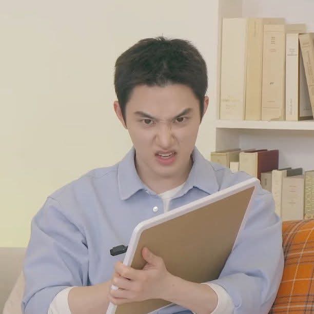 디오 (EXO)의 비하인드 컷