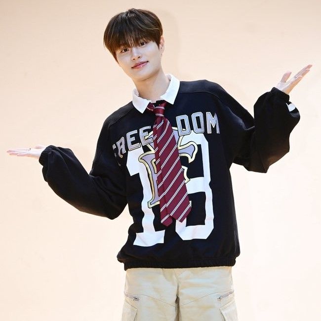 Recent activity shot of Lee Daehwi (AB6IX)