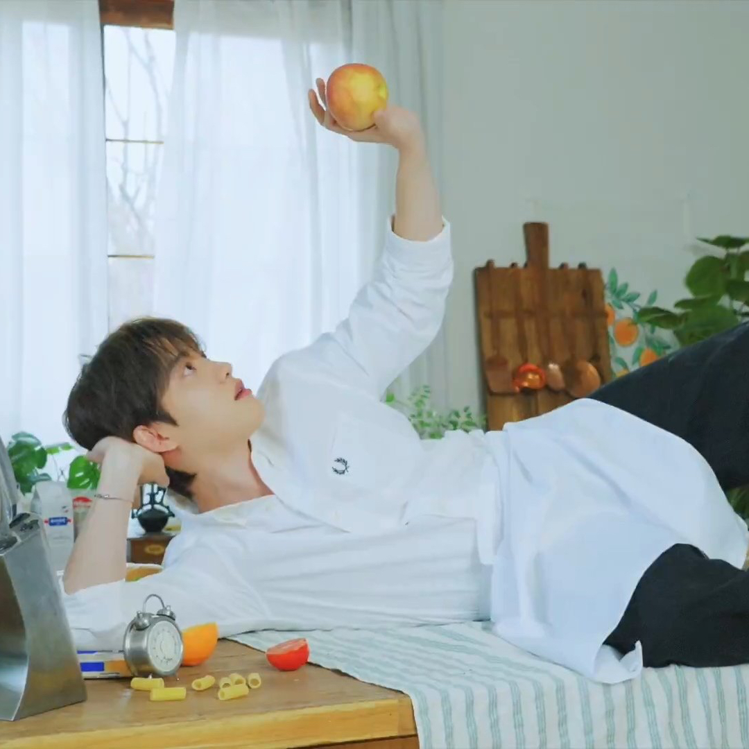 Recent activity shot of D.O. (EXO)