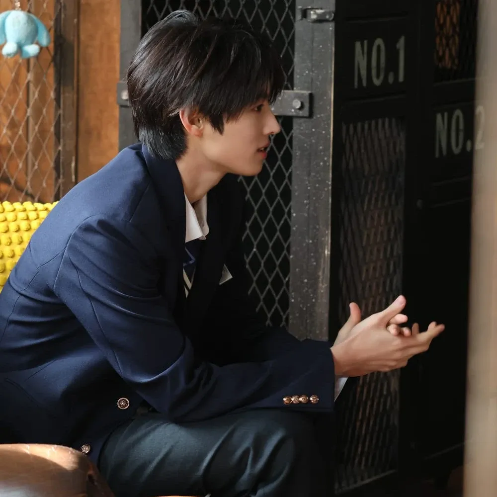 Recent activity shot of Jang yonghoon (IDID)