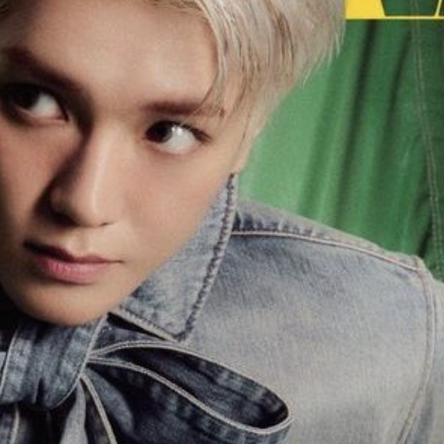 A moment captured by Taeyong (NCT 127)'s fan