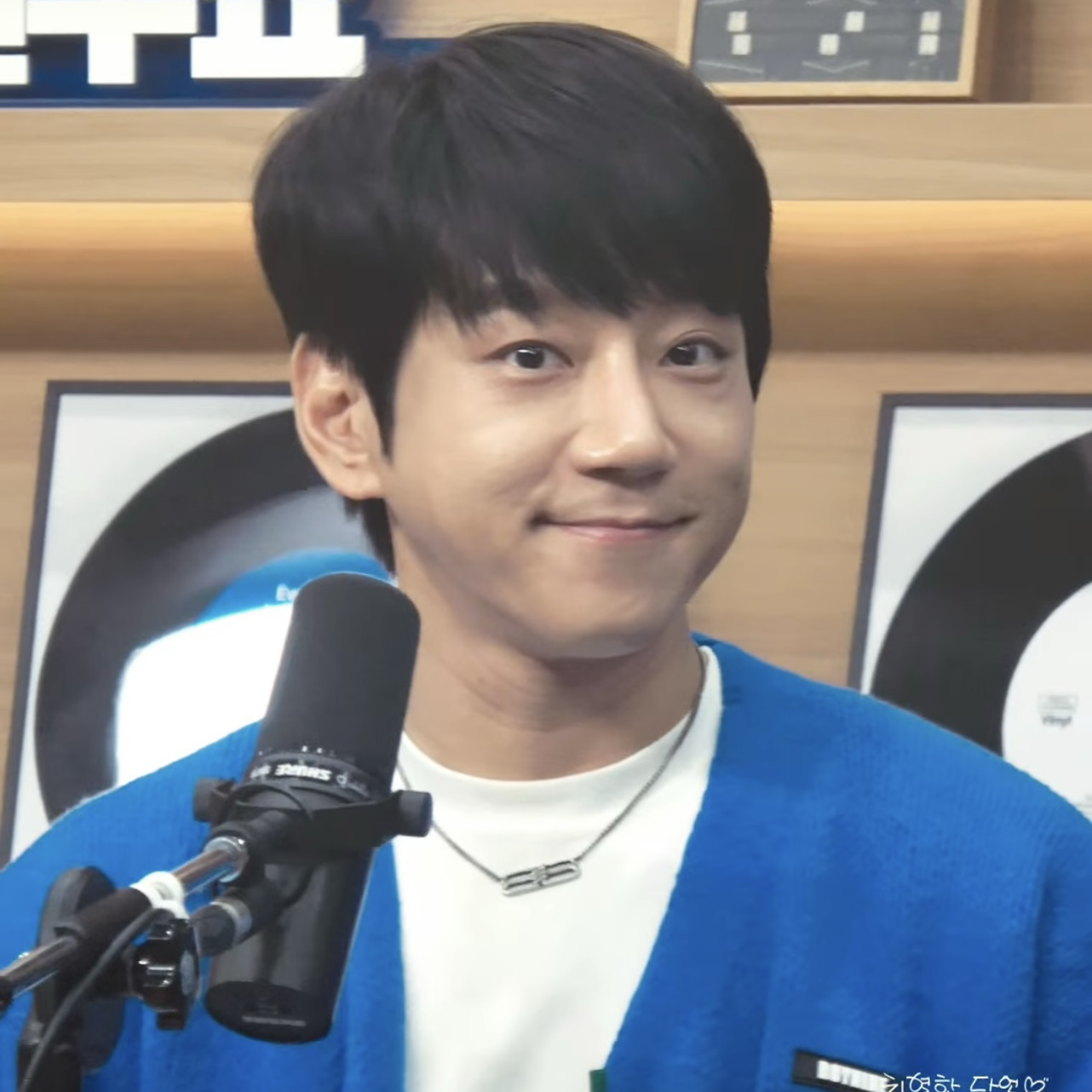 Behind-the-scenes cut of Hwang Chiyeol