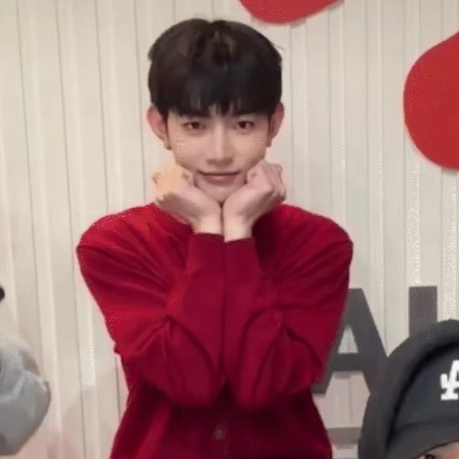 Behind-the-scenes cut of Zhang Hao