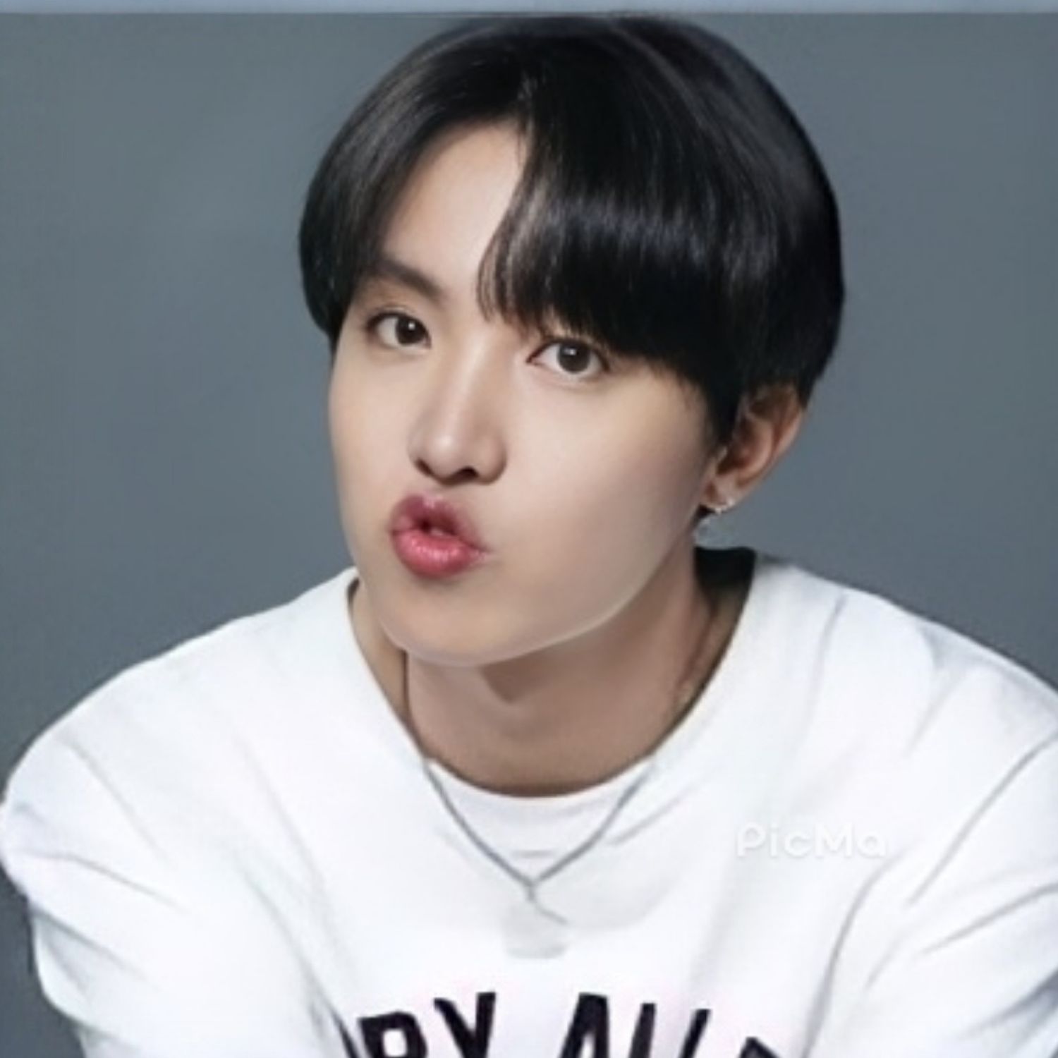 제이홉 (방탄소년단) 최근 활동샷