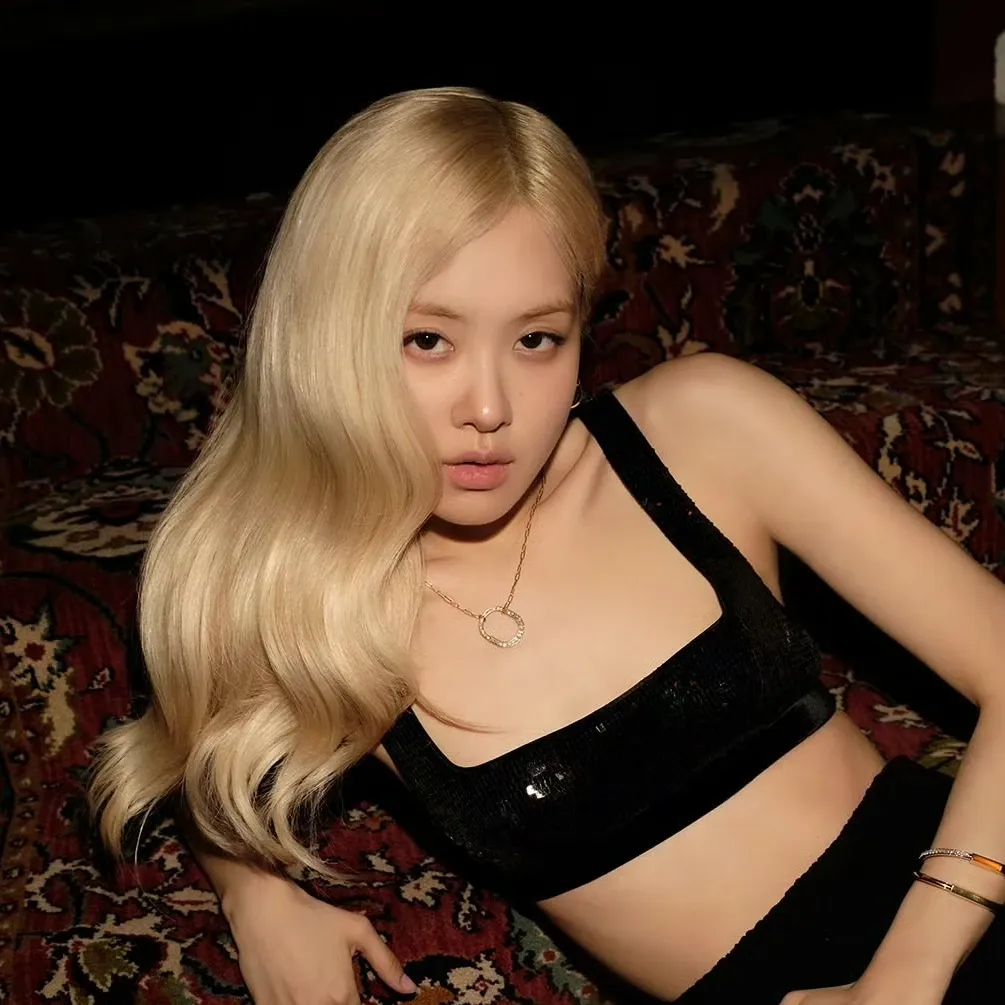 로제 (BLACKPINK)의 최신 사진
