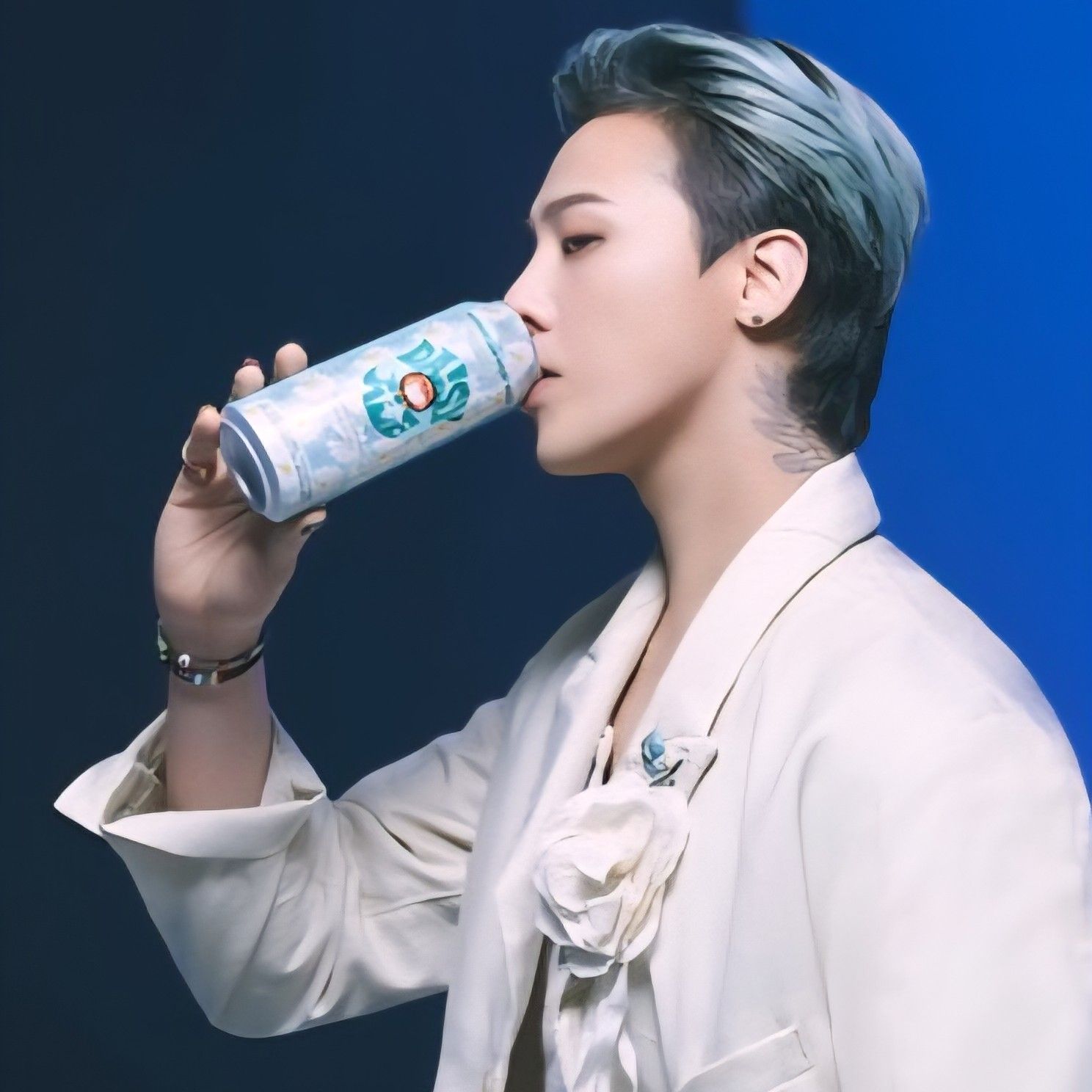 Latest photo of G-DRAGON (BIGBANG)