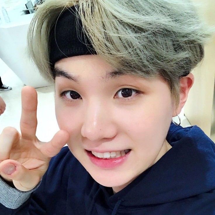 슈가 (방탄소년단)의 최신 사진