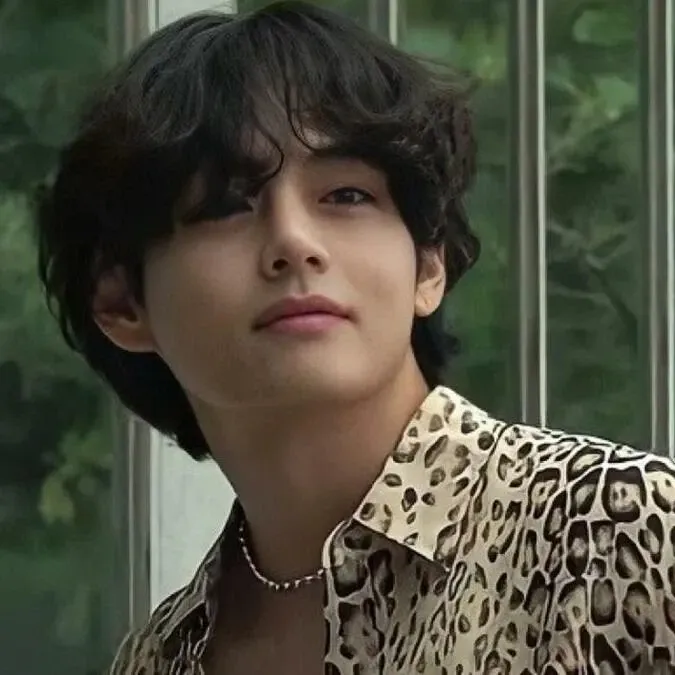 A moment captured by V (BTS)'s fan