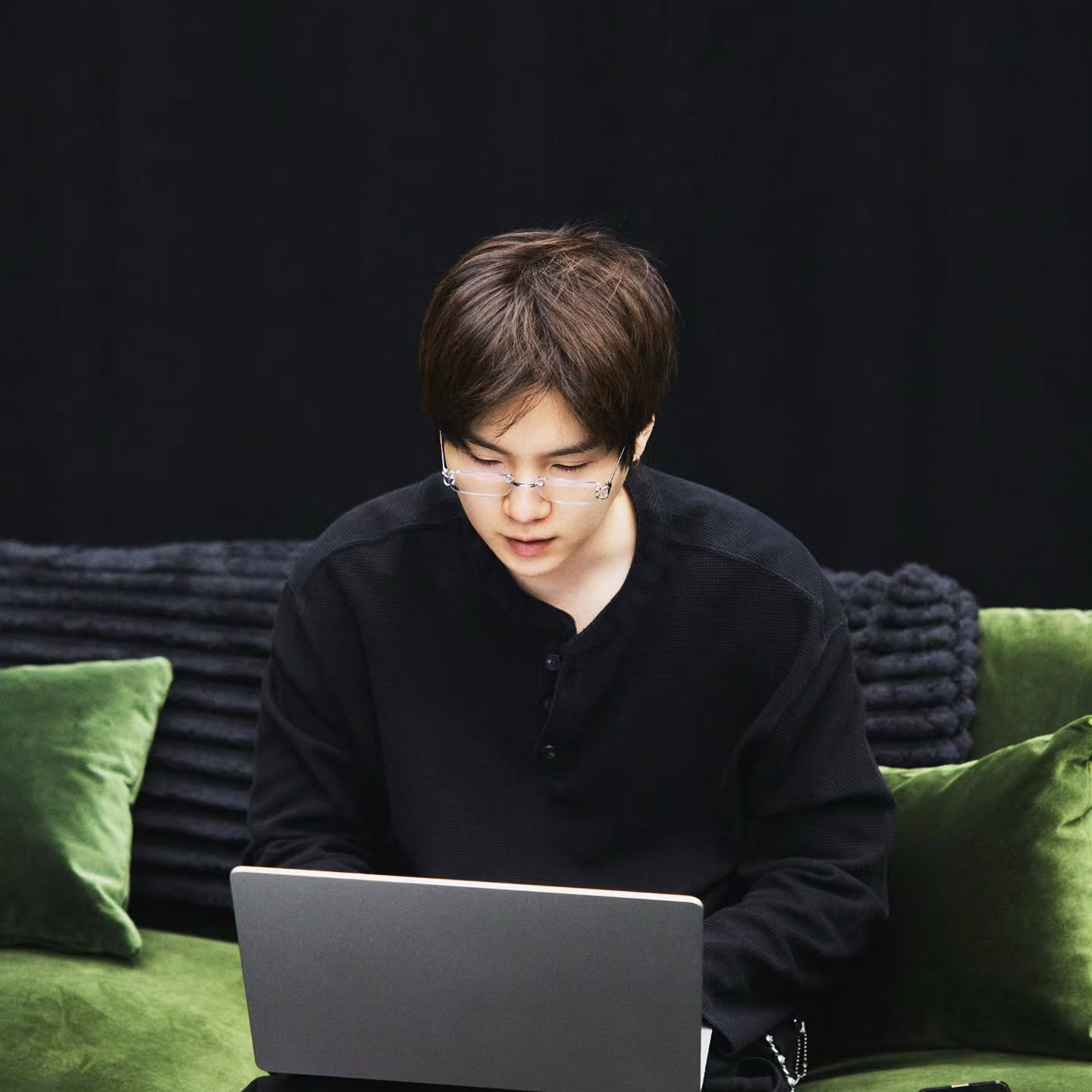 Potret di balik layar SUGA (BTS)