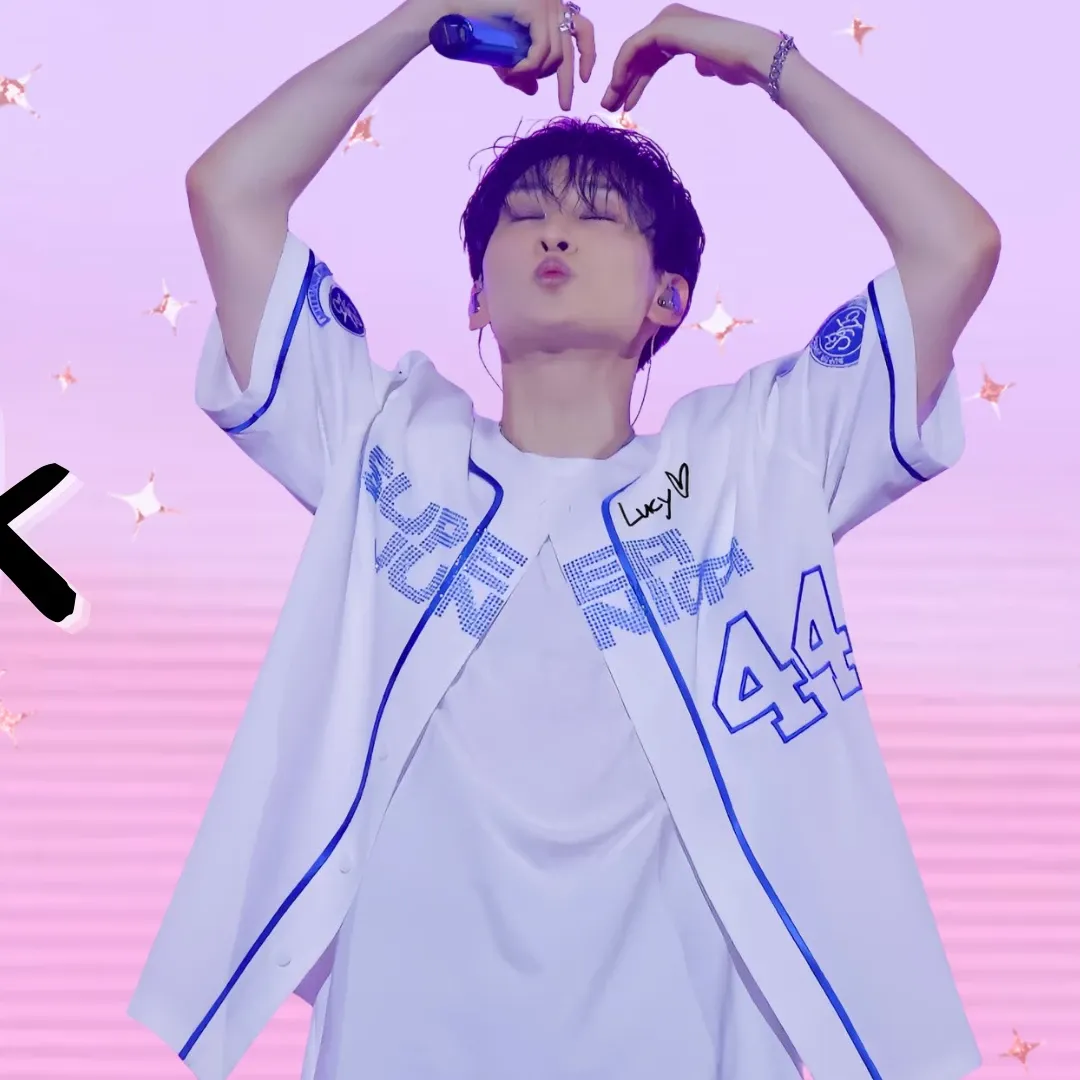 A moment captured by Eunhyuk (Super Junior)'s fan