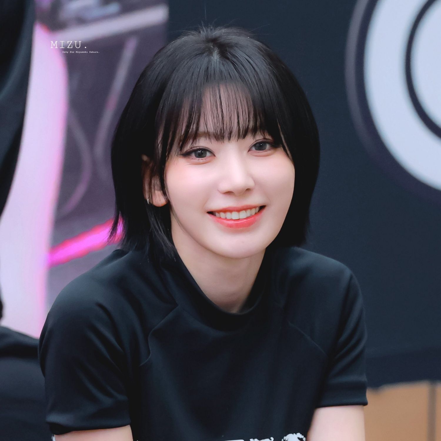 Latest photo of Sakura (LE SSERAFIM)