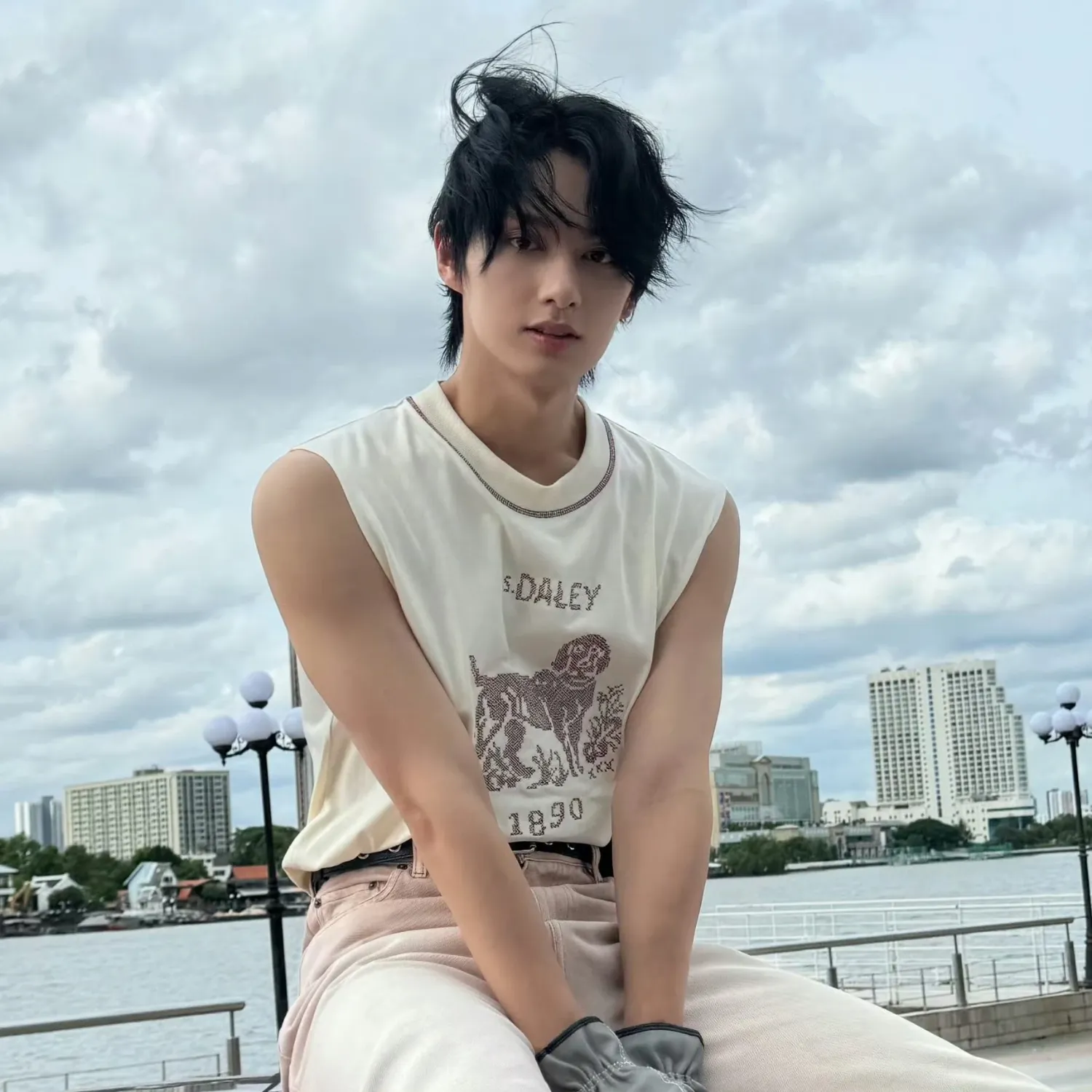 Behind-the-scenes cut of Jun (SEVENTEEN)