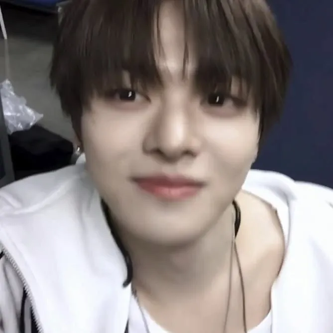 Latest photo of Lee Leo (ALPHA DRIVE ONE)