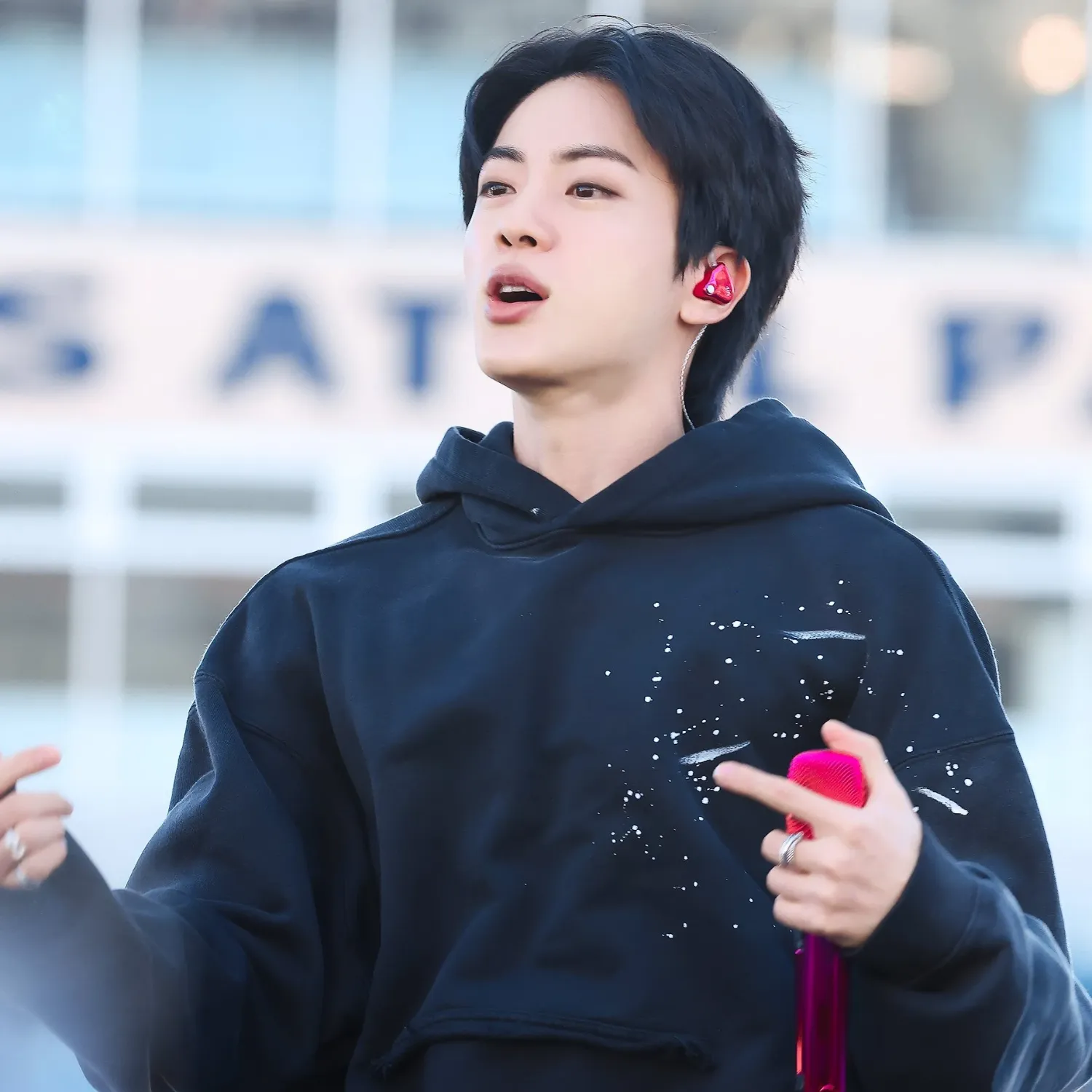 Potret di balik layar Jin (BTS)