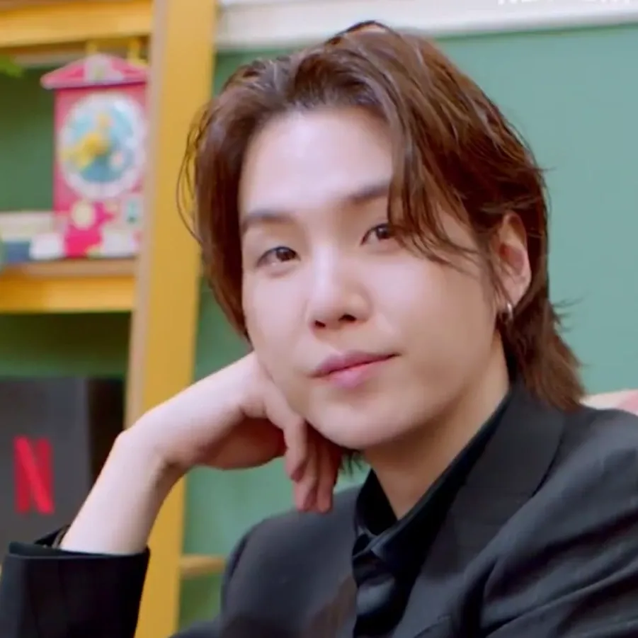 슈가 (방탄소년단) 최근 활동샷