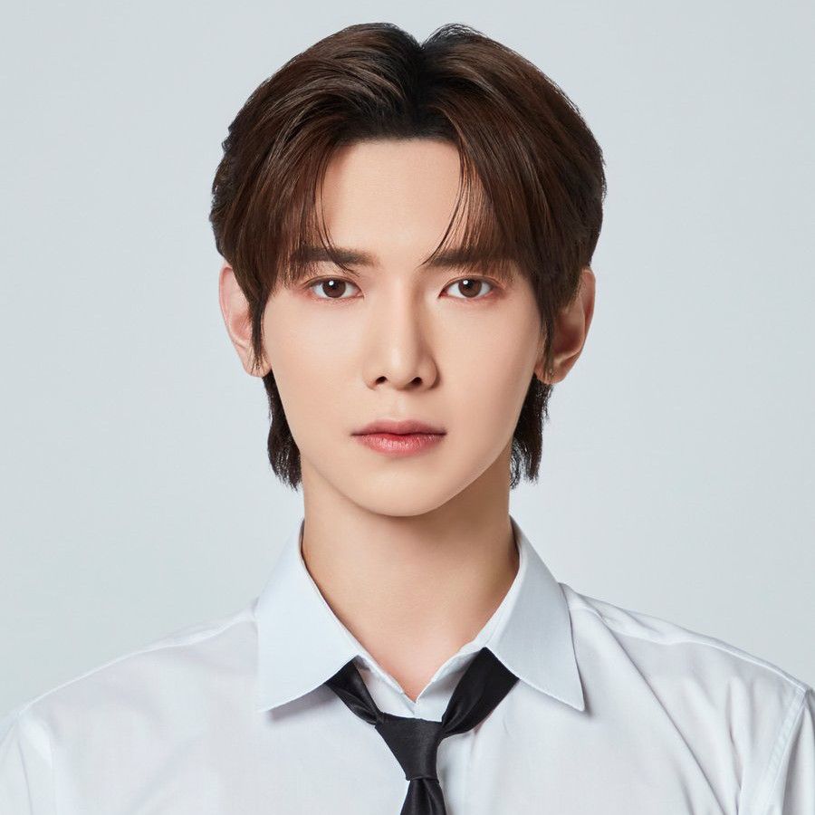 ATEEZ的最新活動照片