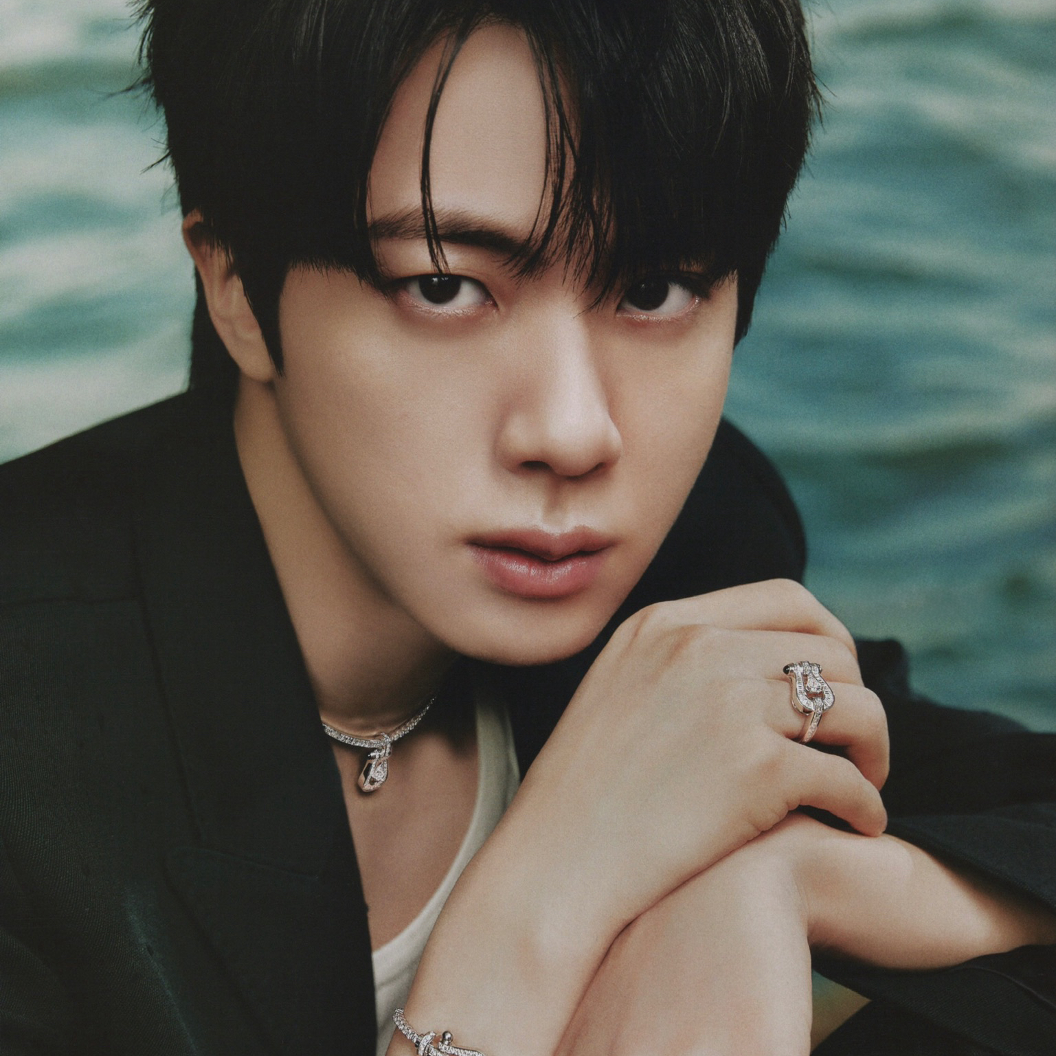 진 (방탄소년단)의 최신 사진