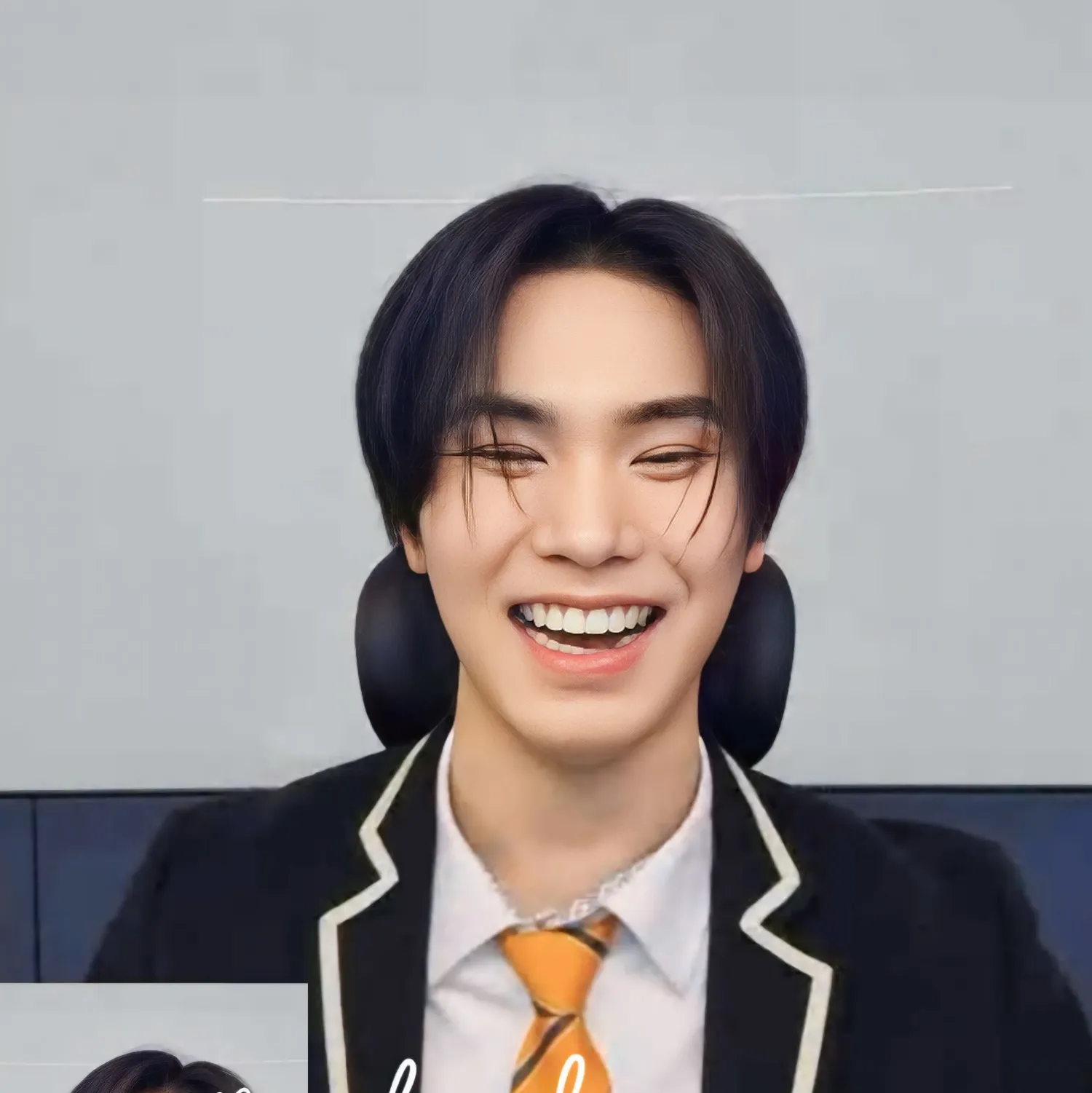 A moment captured by Rocky's fan