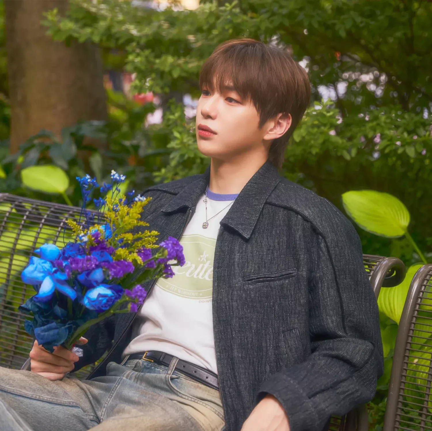 강다니엘의 비하인드 컷