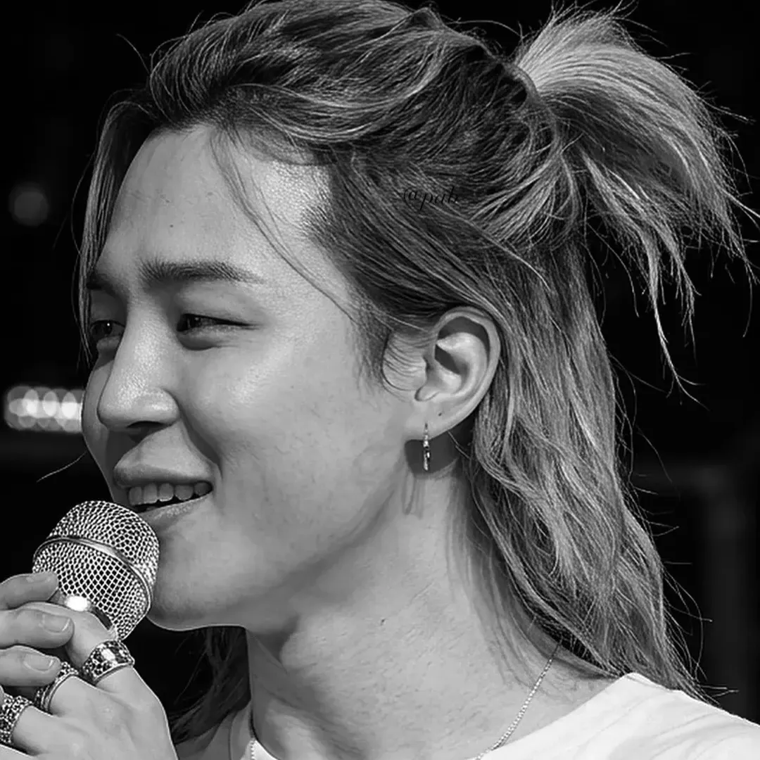 Foto aktivitas terbaru Jimin (BTS)