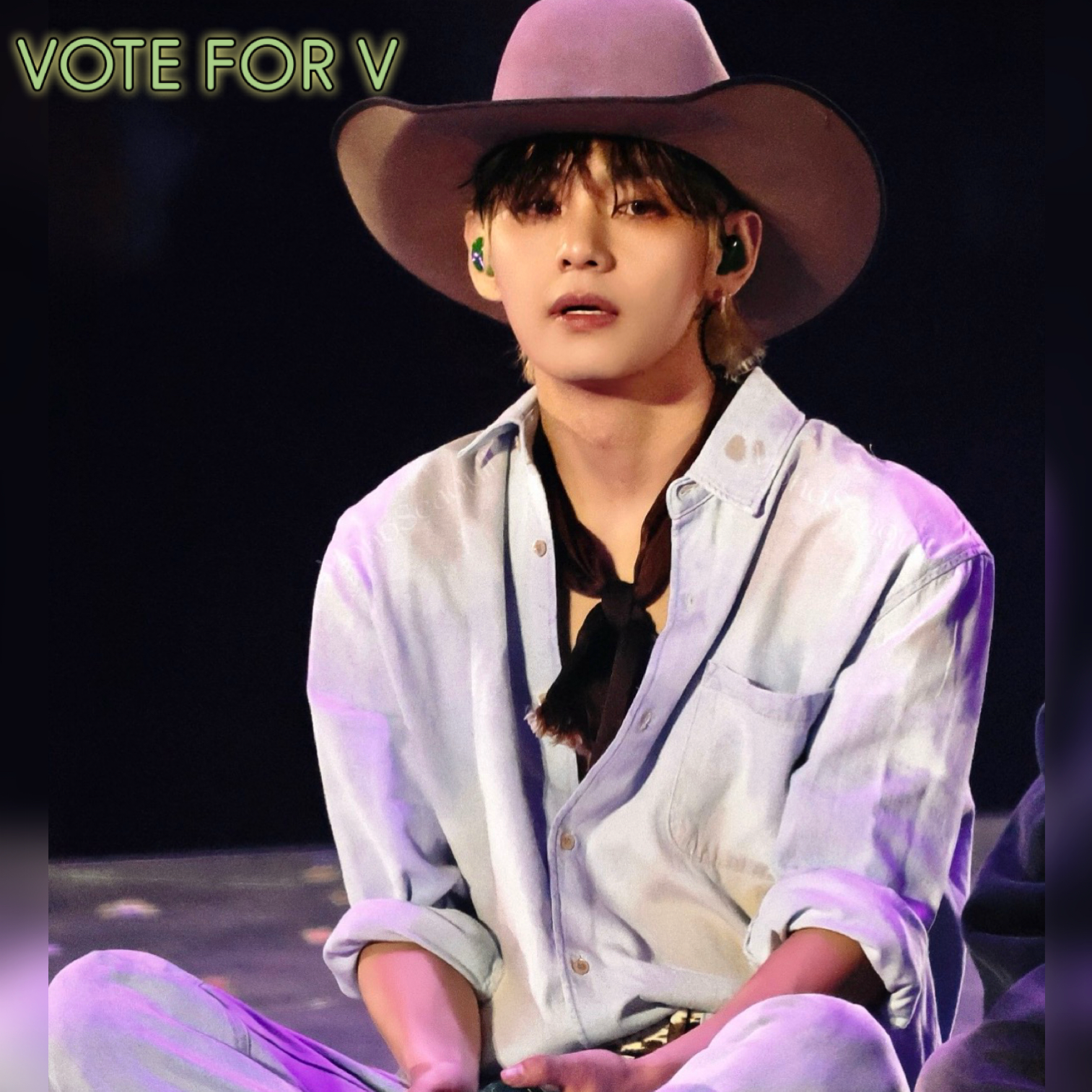뷔 (방탄소년단)의 최신 사진