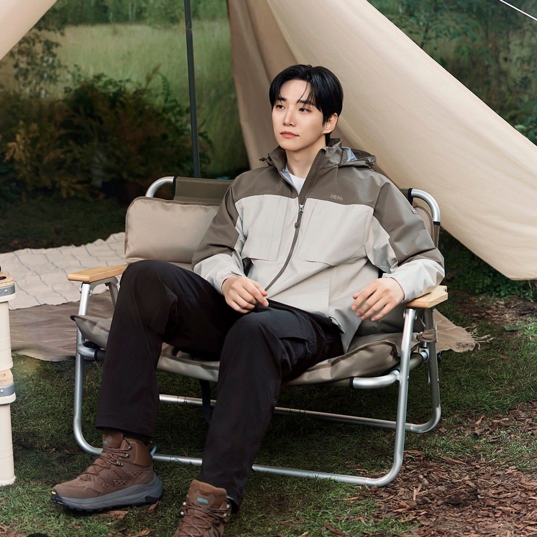 A moment captured by Junho (2PM)'s fan