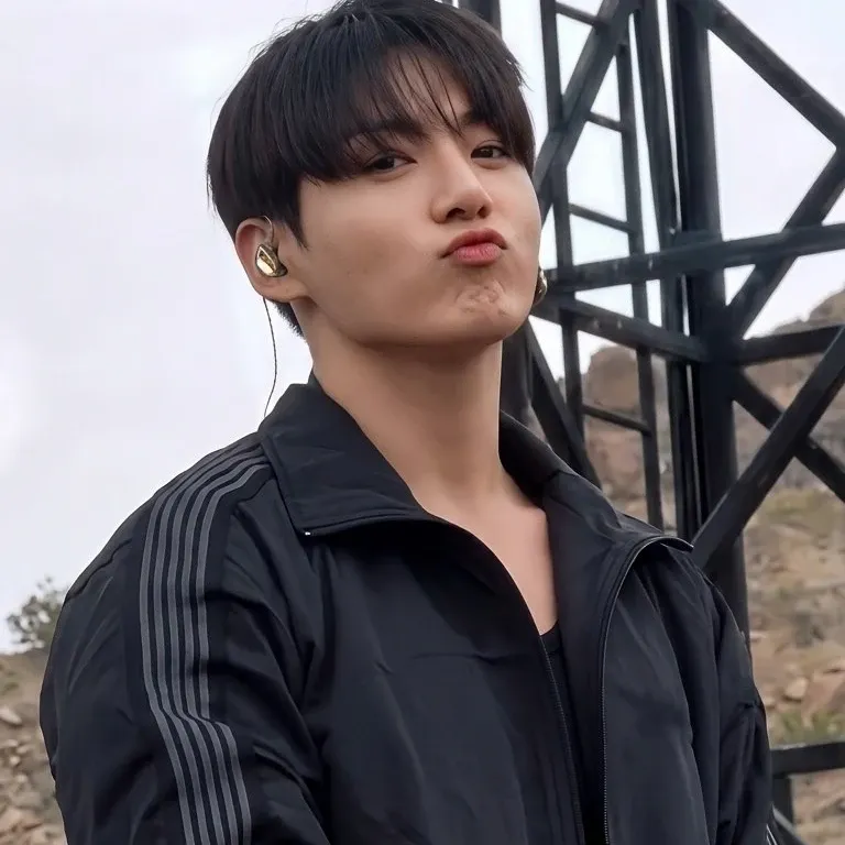 정국 (방탄소년단)의 비하인드 컷