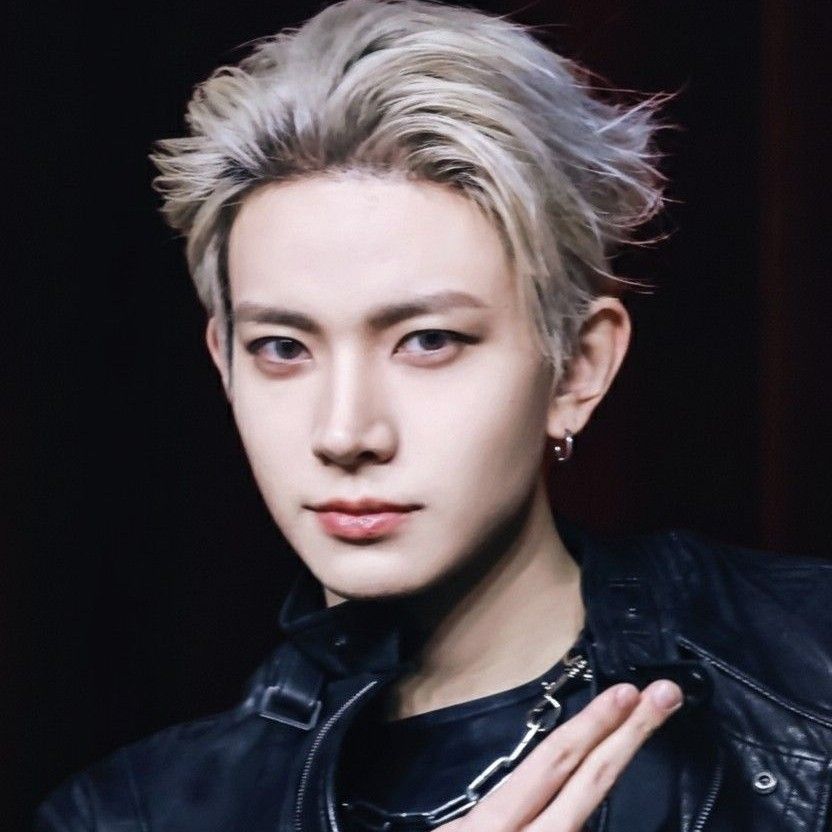 羲承 (ENHYPEN)的最新照片