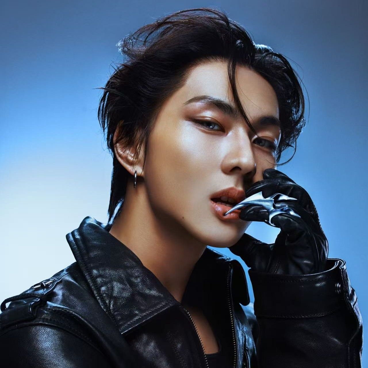 Latest photo of Jungwon (ENHYPEN)