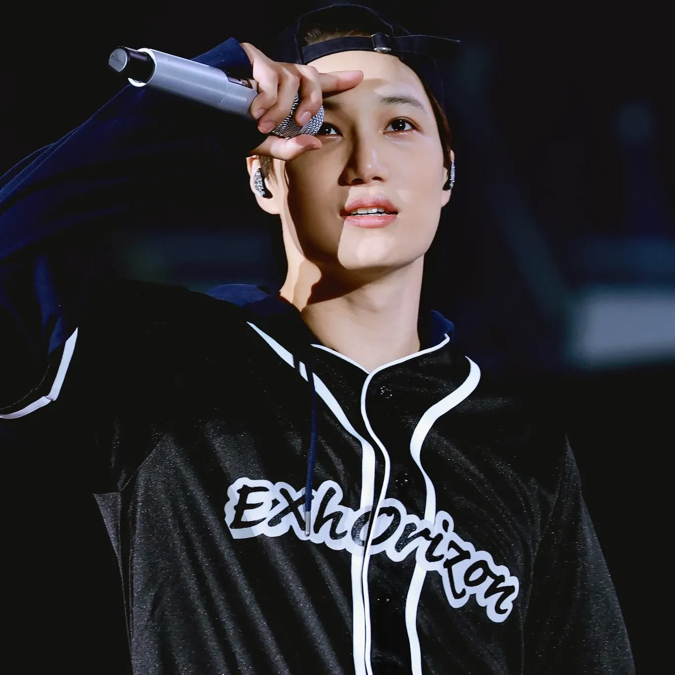 Behind-the-scenes cut of Kai (EXO)