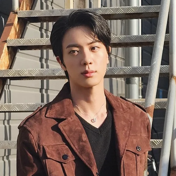 Potret di balik layar Jin (BTS)