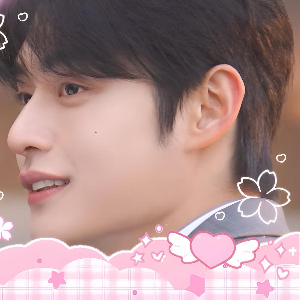 Behind-the-scenes cut of Kim Jiwoong (ZEROBASEONE)